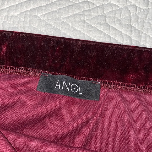 RED WINE CRUSHED VELVET SLEEVELESS SLIP DRESS ANGL SIZE M - Picture 4 of 4